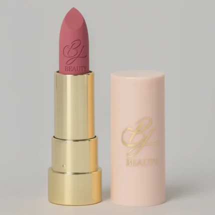 احمر شفاه مات - رقم 4 - توستد الموند